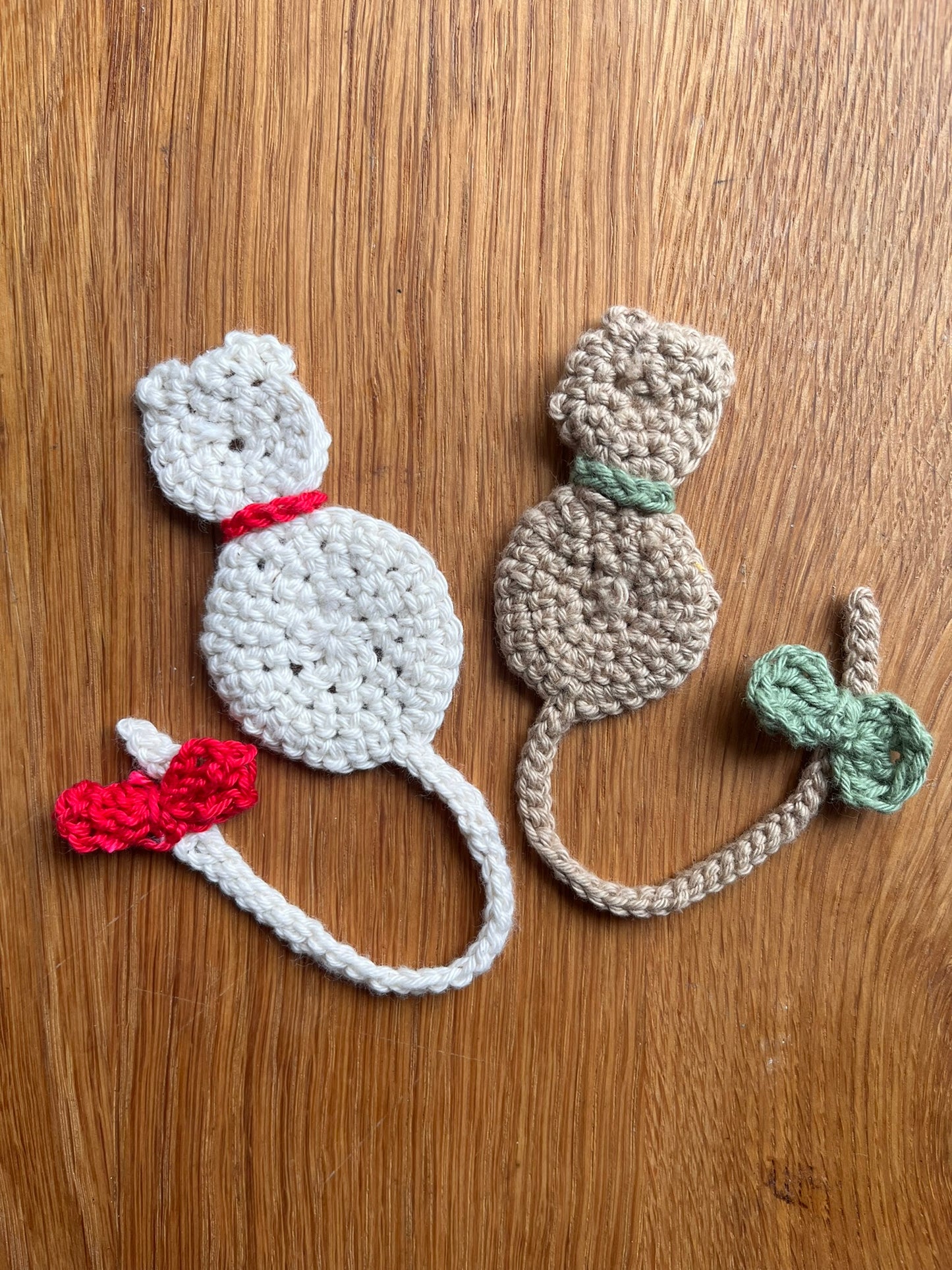 Cat Crochet Bookmark